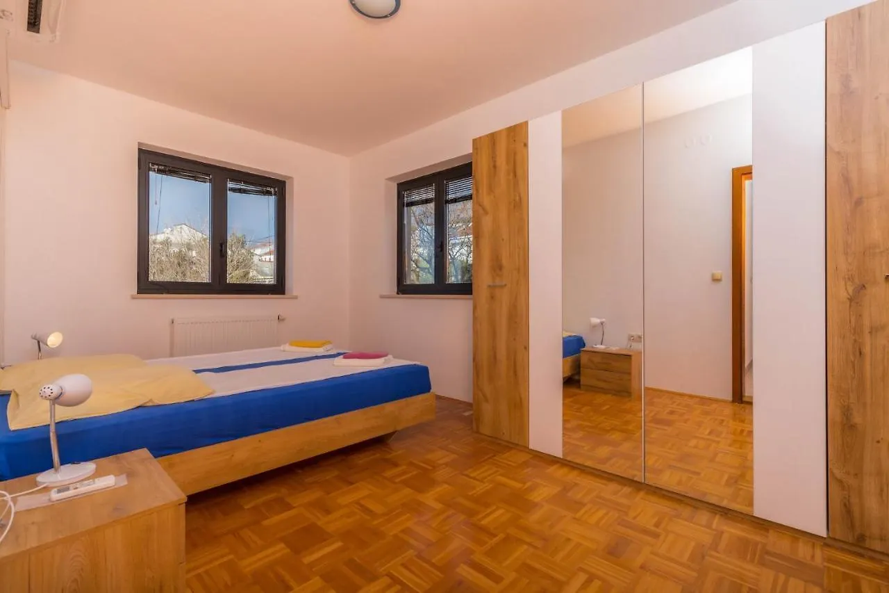 Apartments Vila Sani Crikvenica