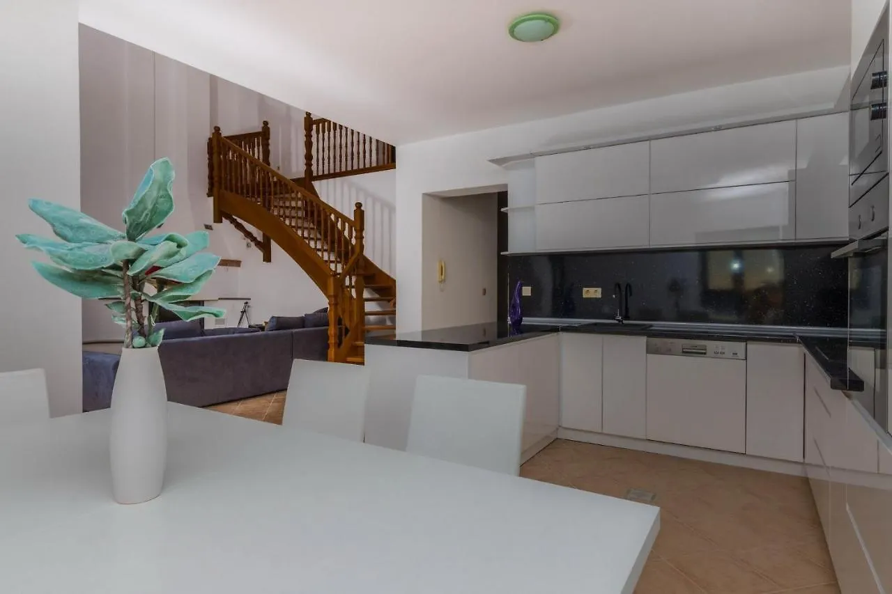Apartments Vila Sani Crikvenica